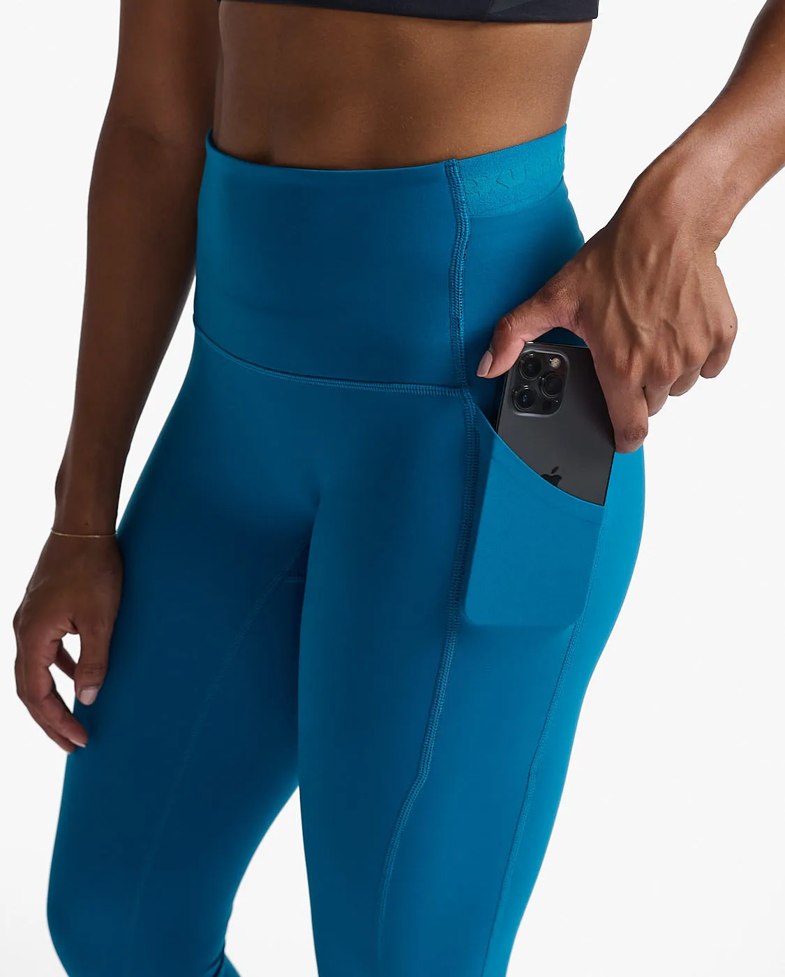 Form Stash Hi-Rise Compression Tights with Pockets sold by 2xu product image thumbnail 5