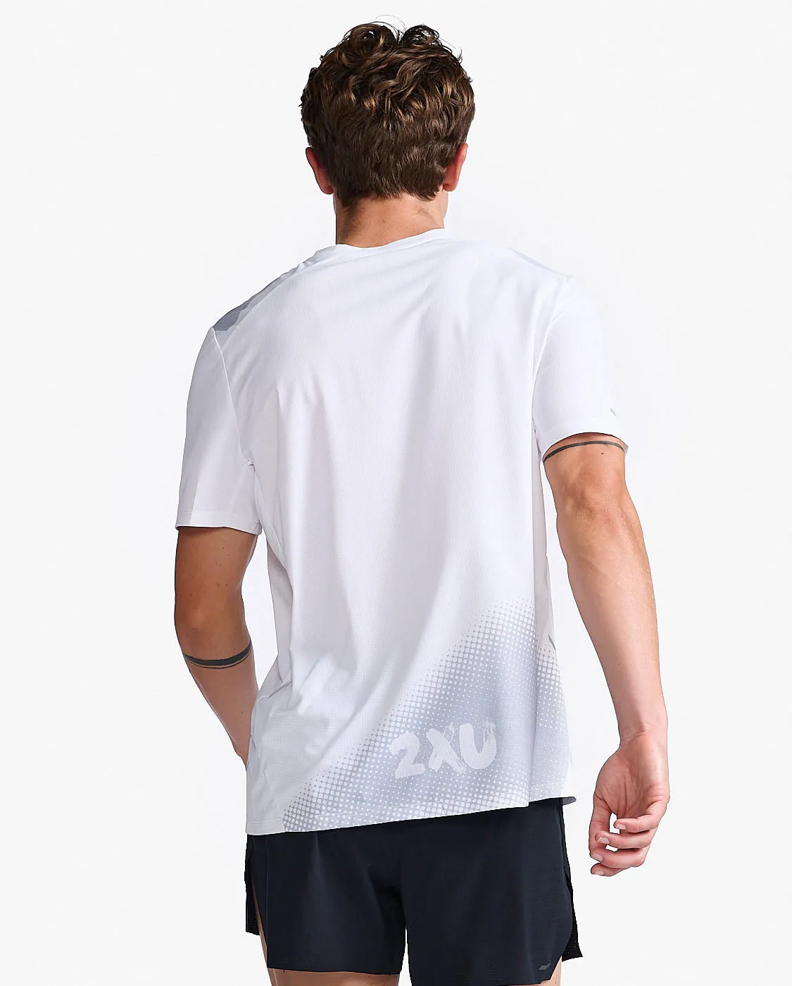 Light Speed Tee sold by 2xu product image thumbnail 3