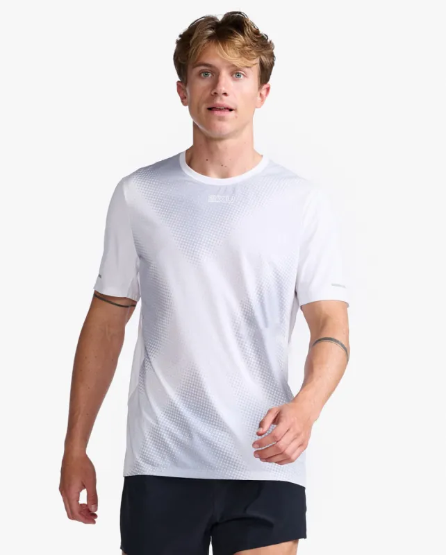 Light Speed Tee made by 2xu