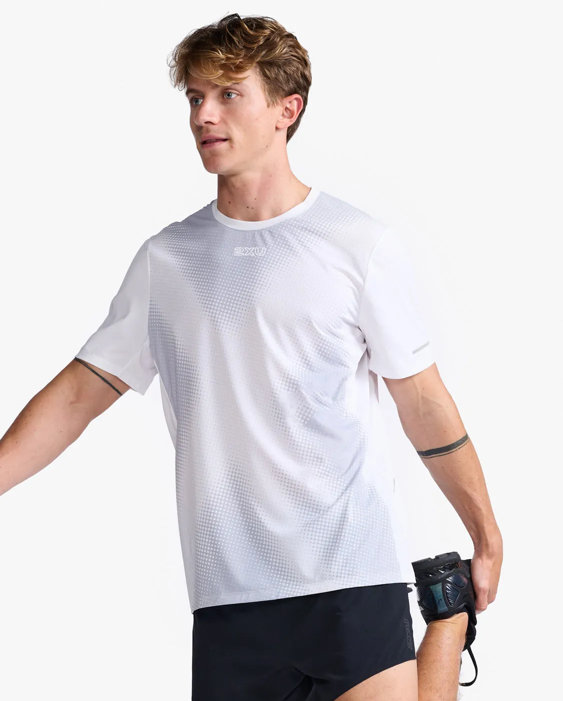 Light Speed Tee sold by 2xu product image thumbnail 5