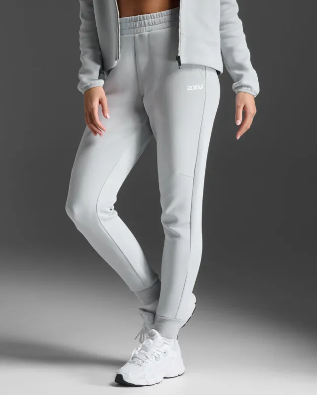 Commute Trackpants made by 2xu