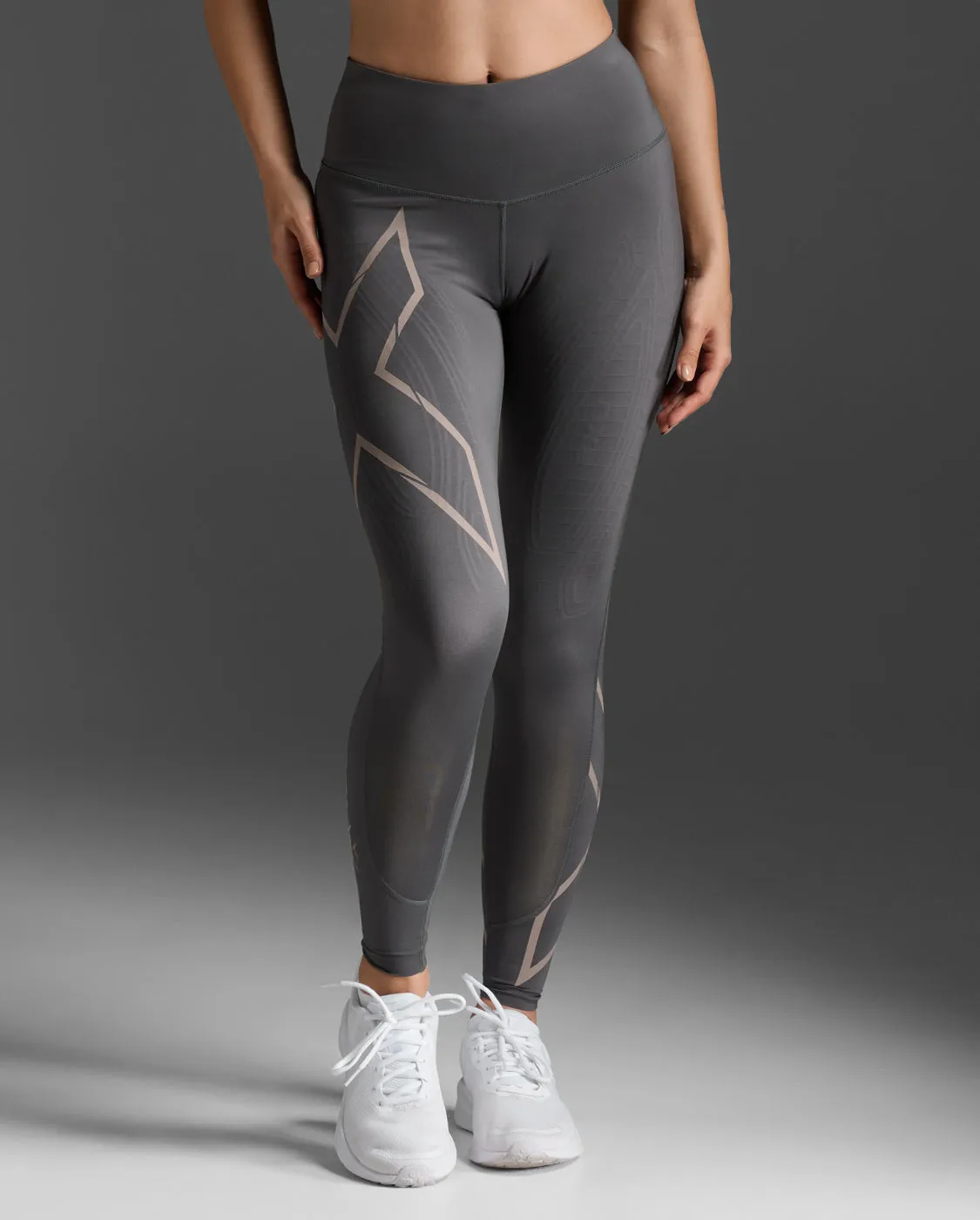 Light Speed Mid-Rise Compression Tights sold by 2xu product image thumbnail 4