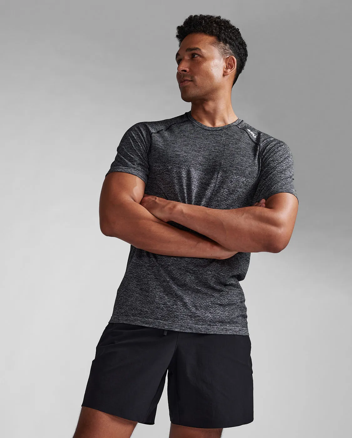 Motion Tech Tee sold by 2xu product image thumbnail 5