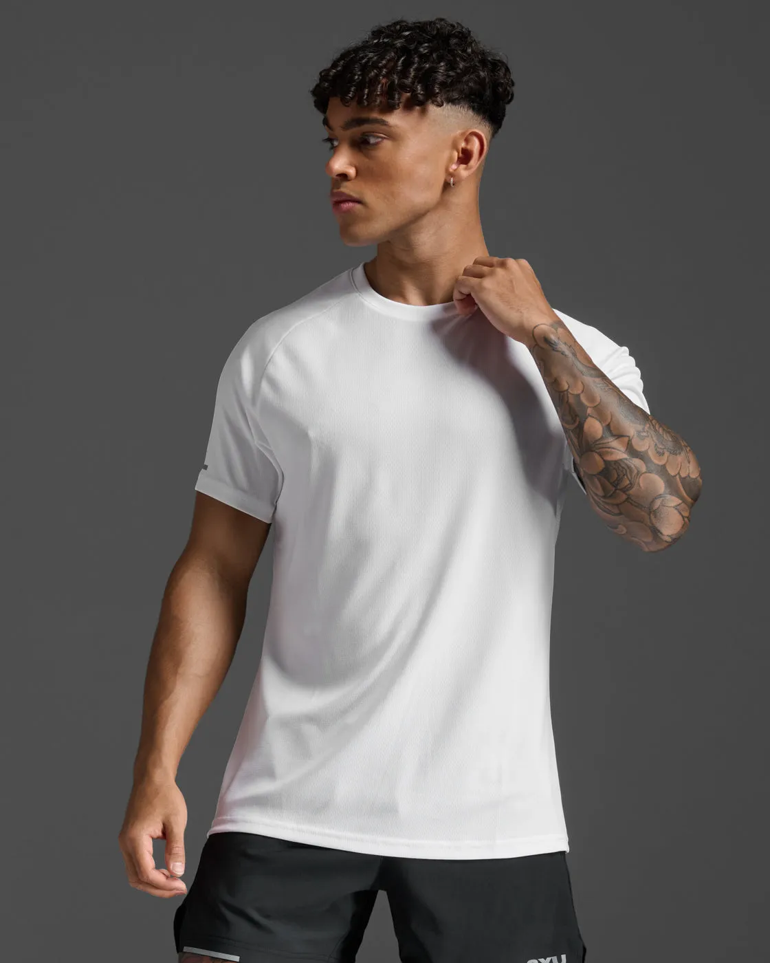 Aero Tee sold by 2xu product image thumbnail 3