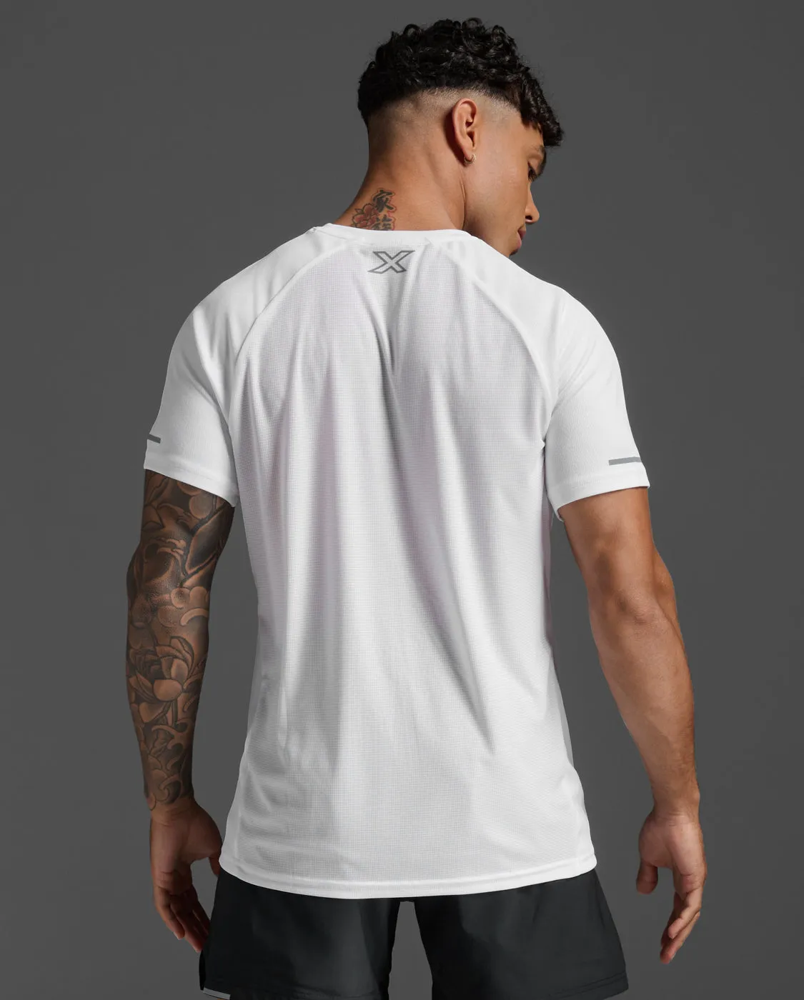 Aero Tee sold by 2xu product image thumbnail 2