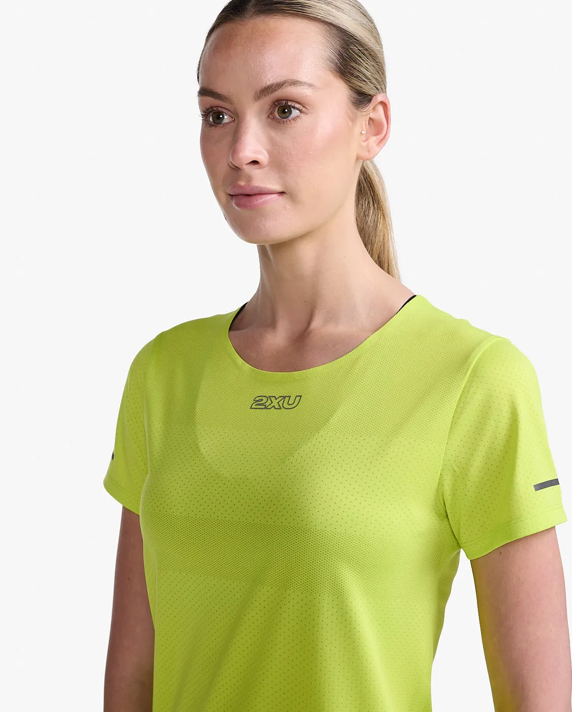 Light Speed Tech Tee sold by 2xu product image thumbnail 3