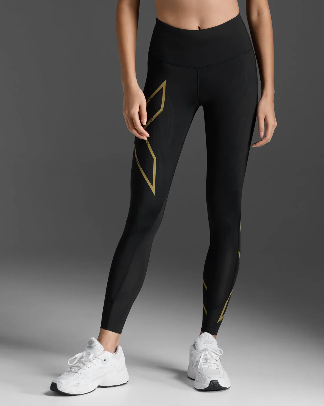 Light Speed Mid-Rise Compression Tights sold by 2xu product image thumbnail 2