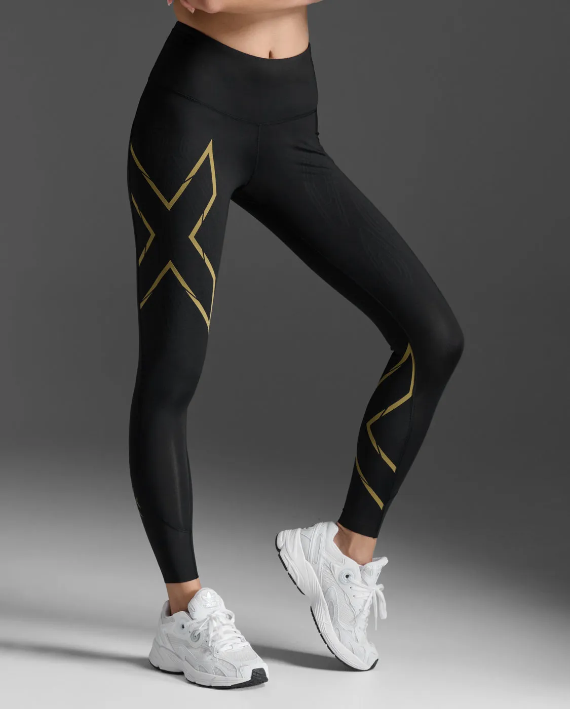 Light Speed Mid-Rise Compression Tights sold by 2xu product image thumbnail 4