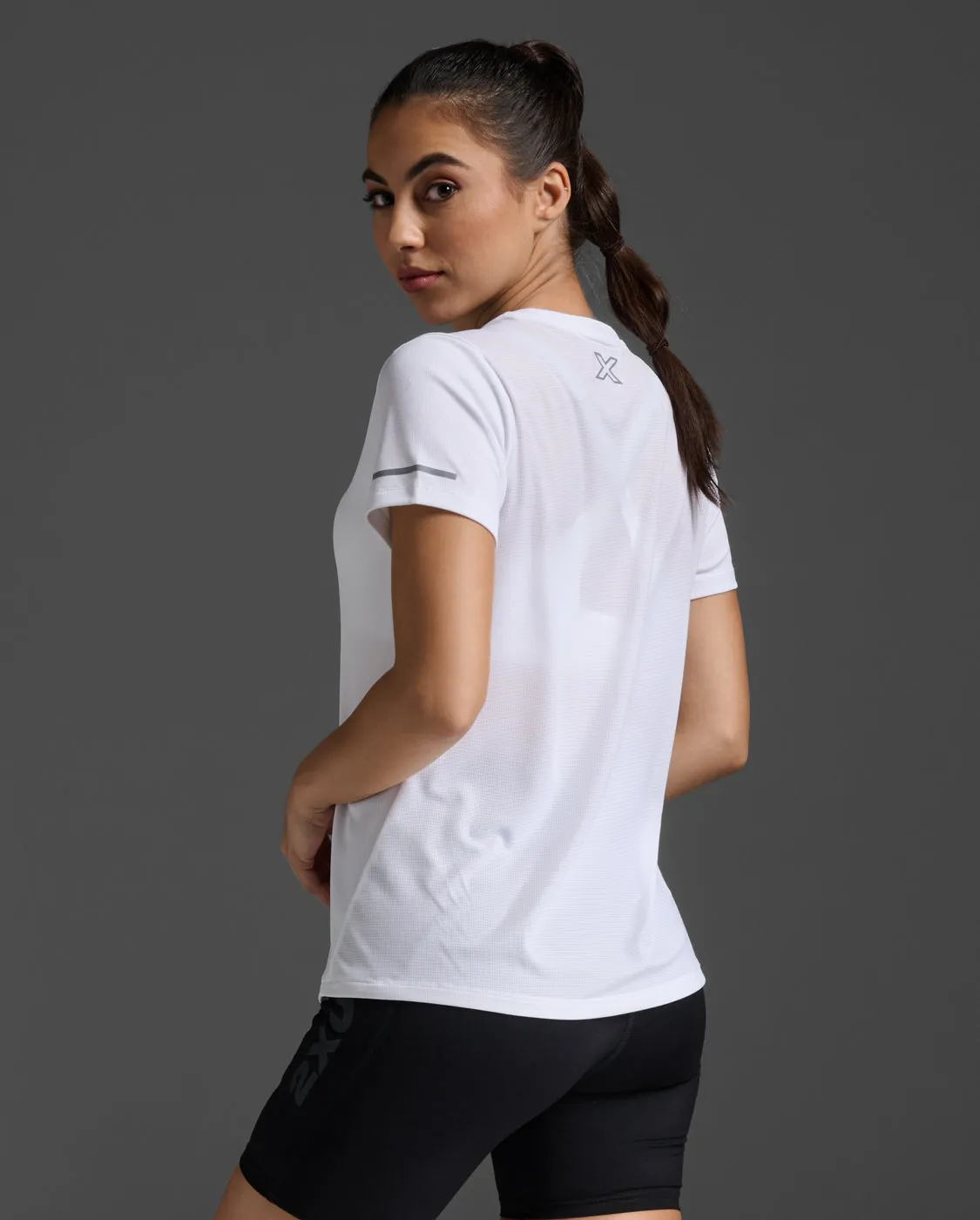 Aero Tee sold by 2xu