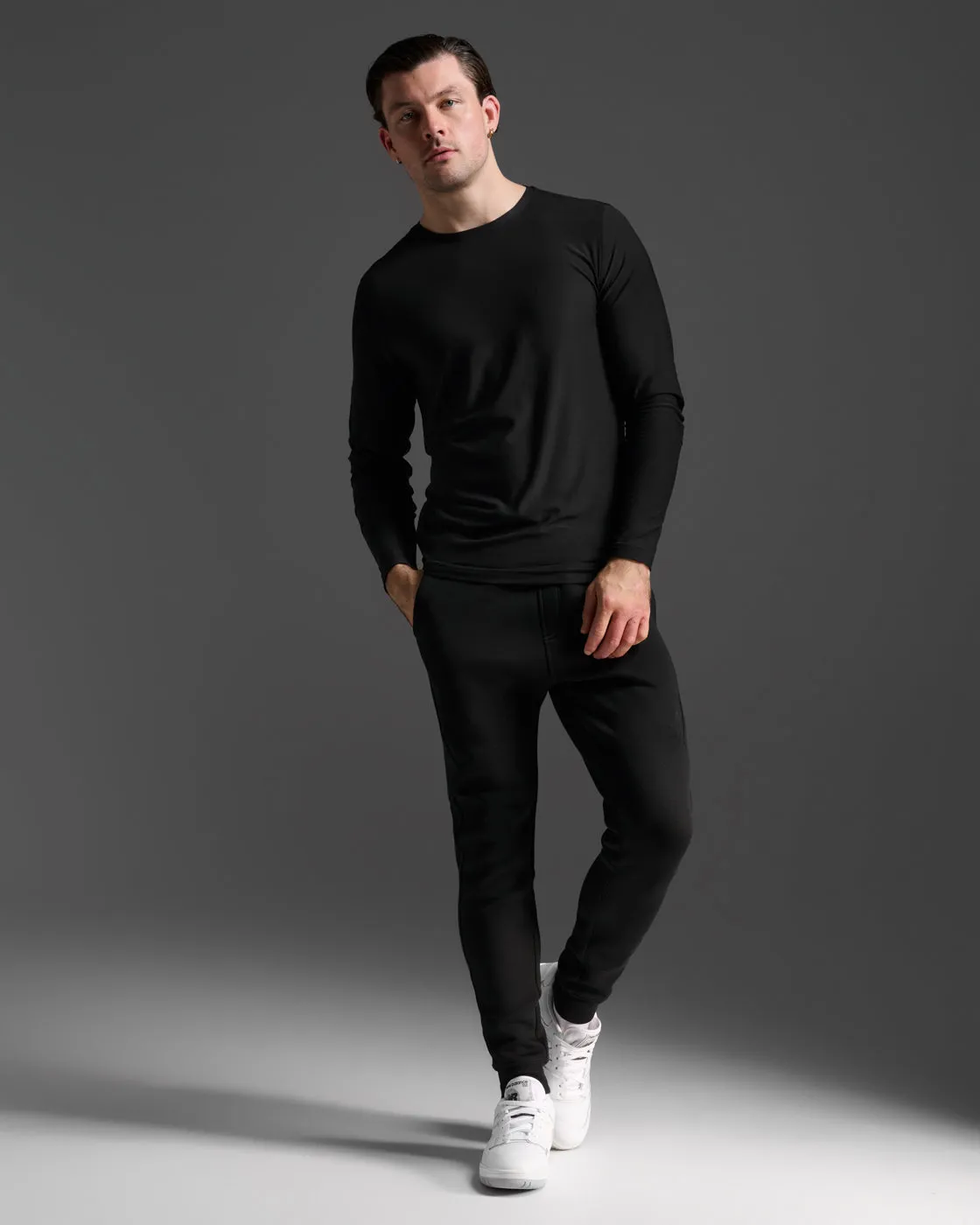 Signature Long Sleeve Tee sold by 2xu product image thumbnail 4