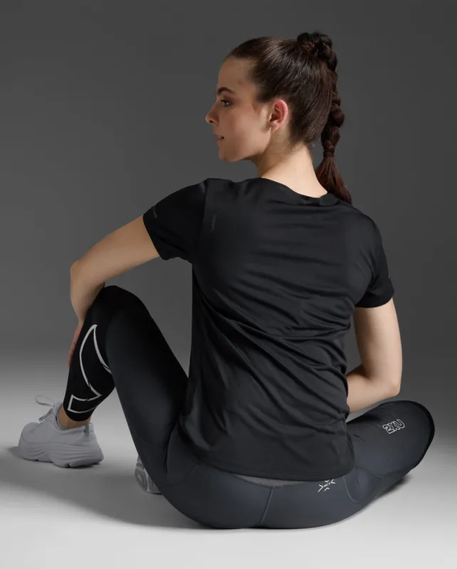 Light Speed Tech Tee sold by 2xu