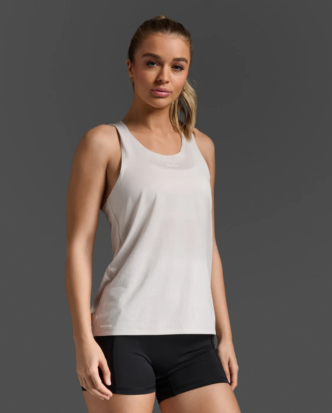 Light Speed Tech Singlet sold by 2xu product image thumbnail 3