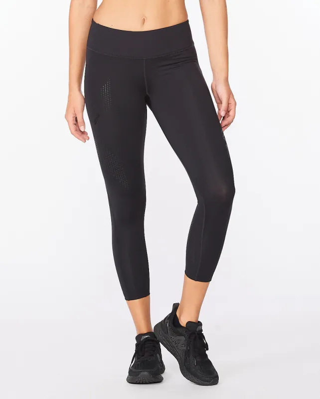 Motion Mid-Rise Compression 7/8 Tights sold by 2xu