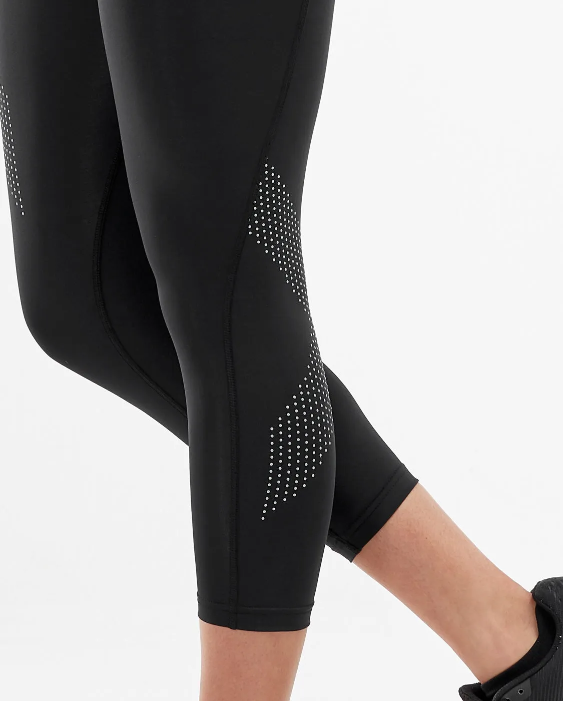 Motion Mid-Rise Compression 7/8 Tights sold by 2xu product image thumbnail 4