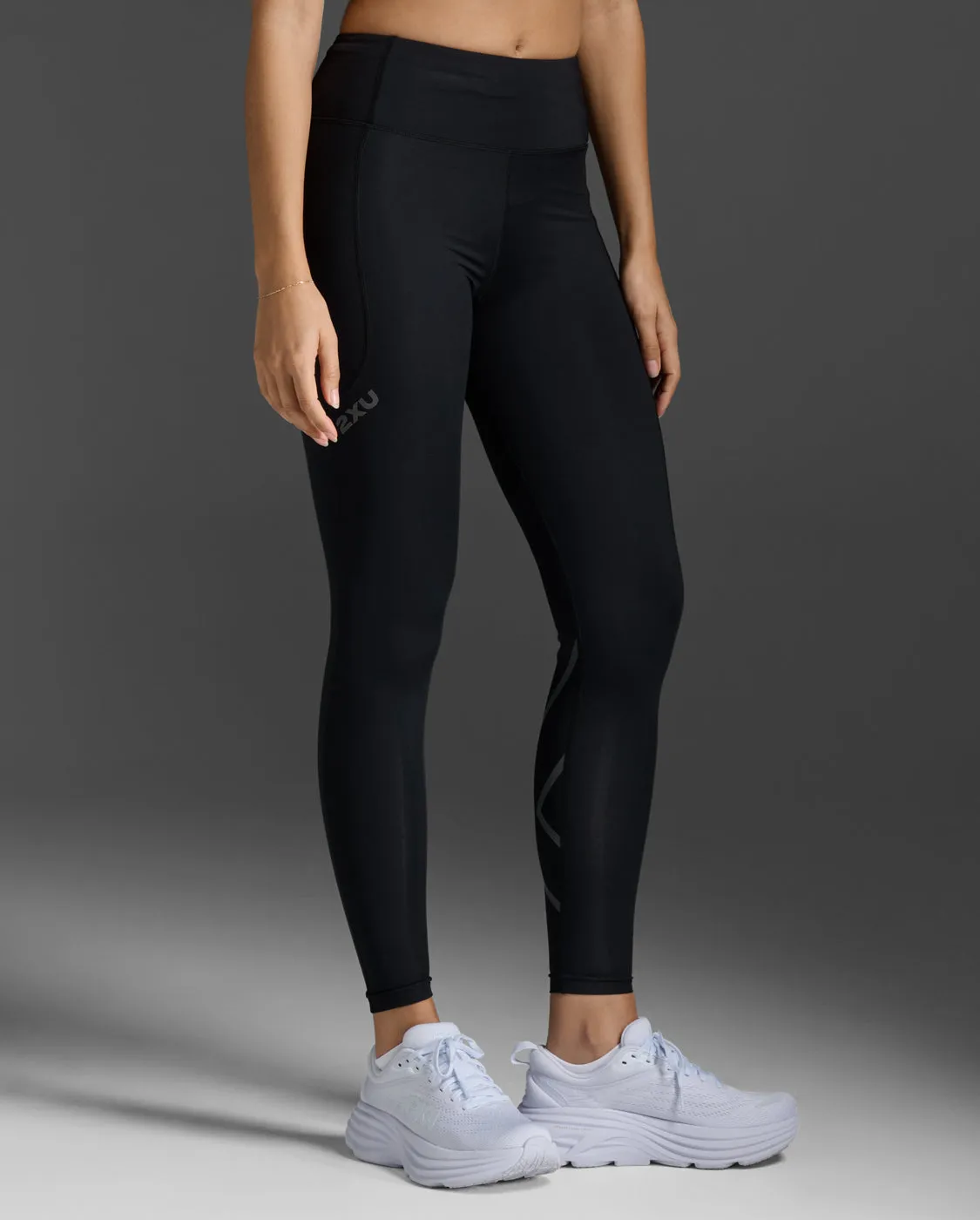 Aero Hi-Rise Compression Tights sold by 2xu product image thumbnail 4