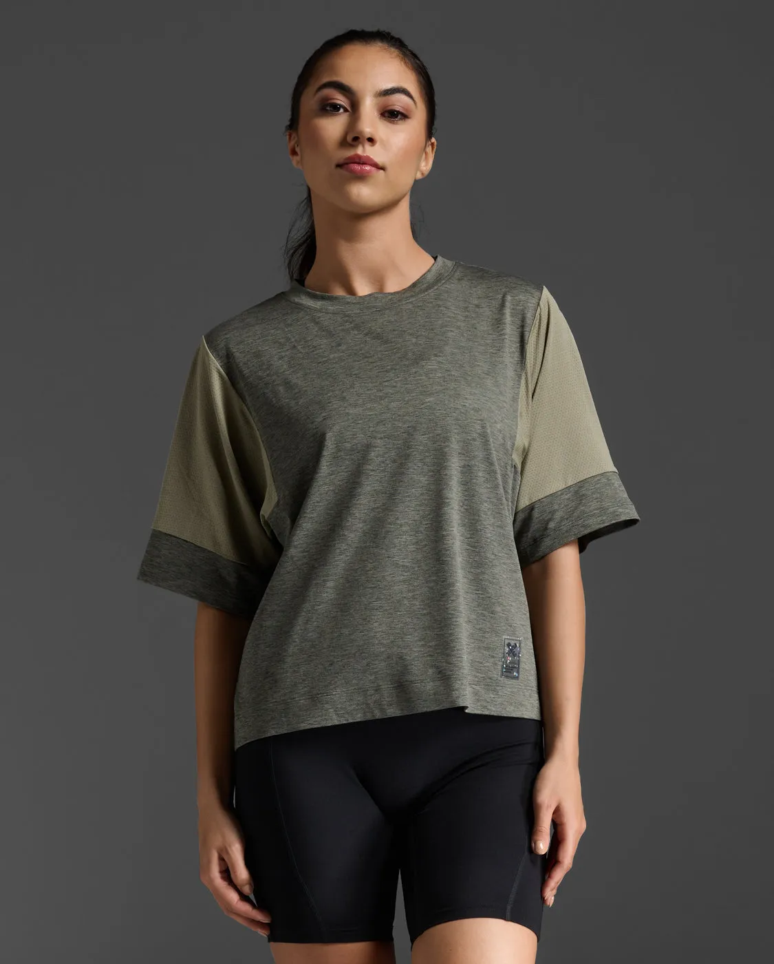 Motion Sport Mesh Tee sold by 2xu product image thumbnail 3