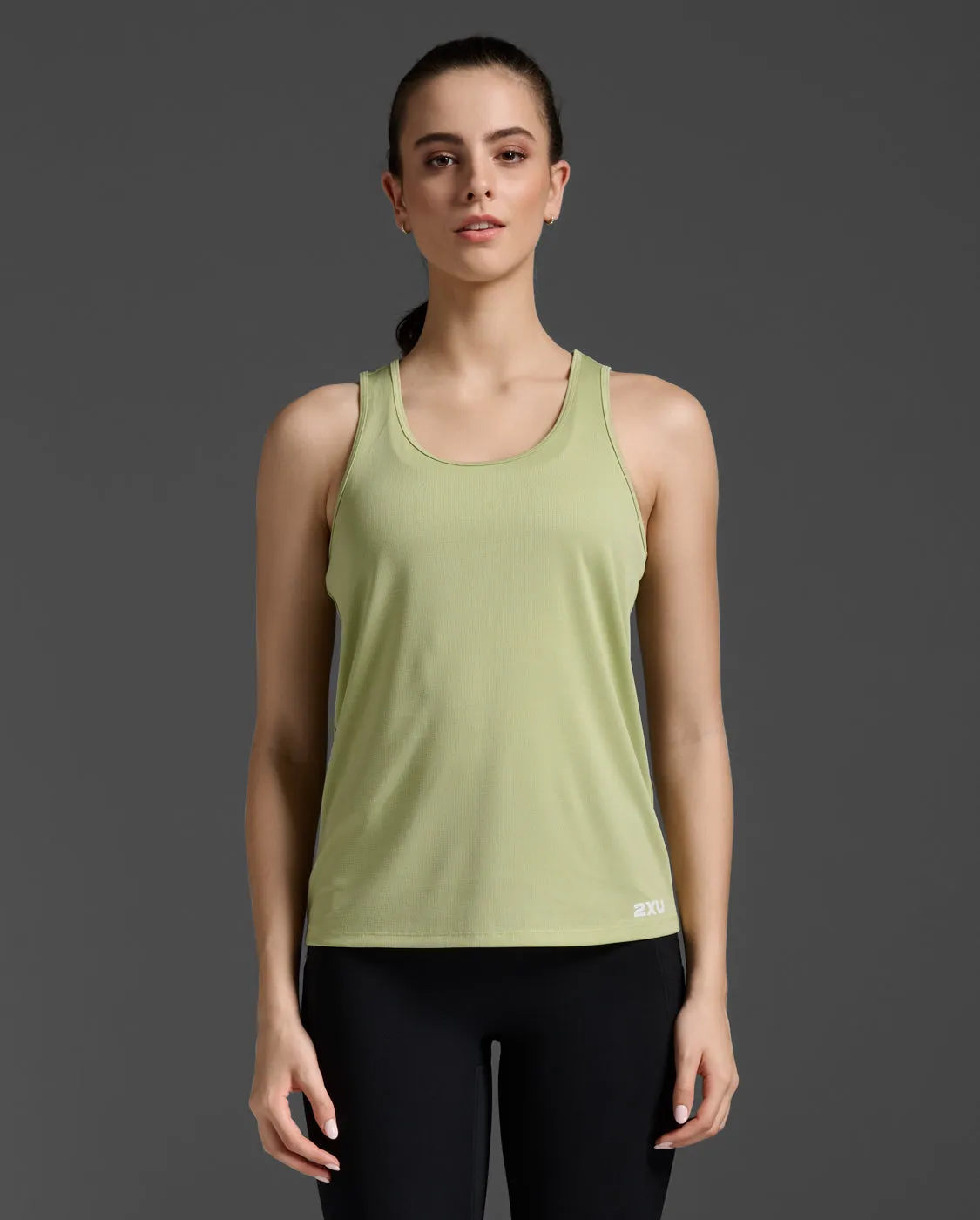 Aero Singlet sold by 2xu product image thumbnail 2