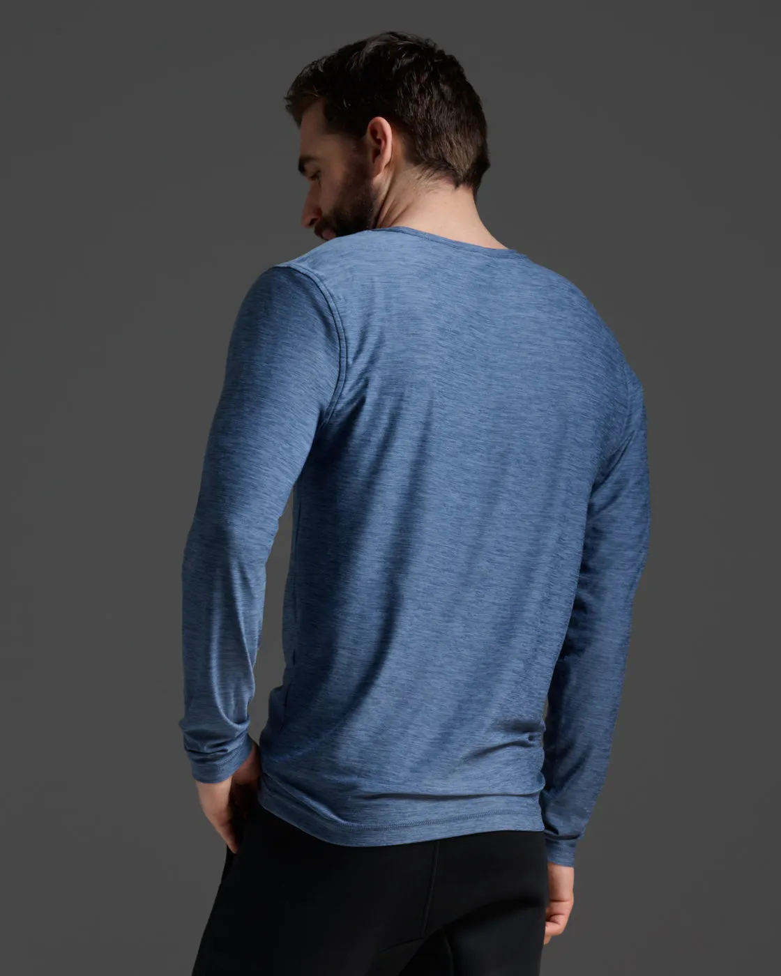 Signature Long Sleeve Tee sold by 2xu product image thumbnail 3
