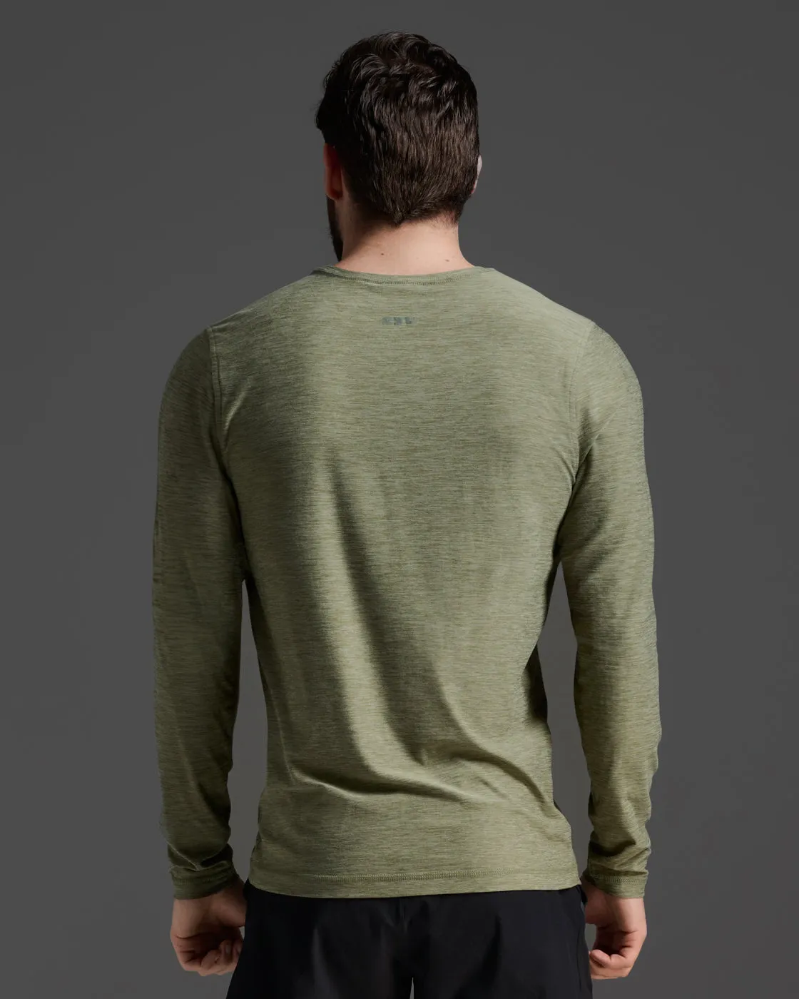 Signature Long Sleeve Tee sold by 2xu product image thumbnail 3