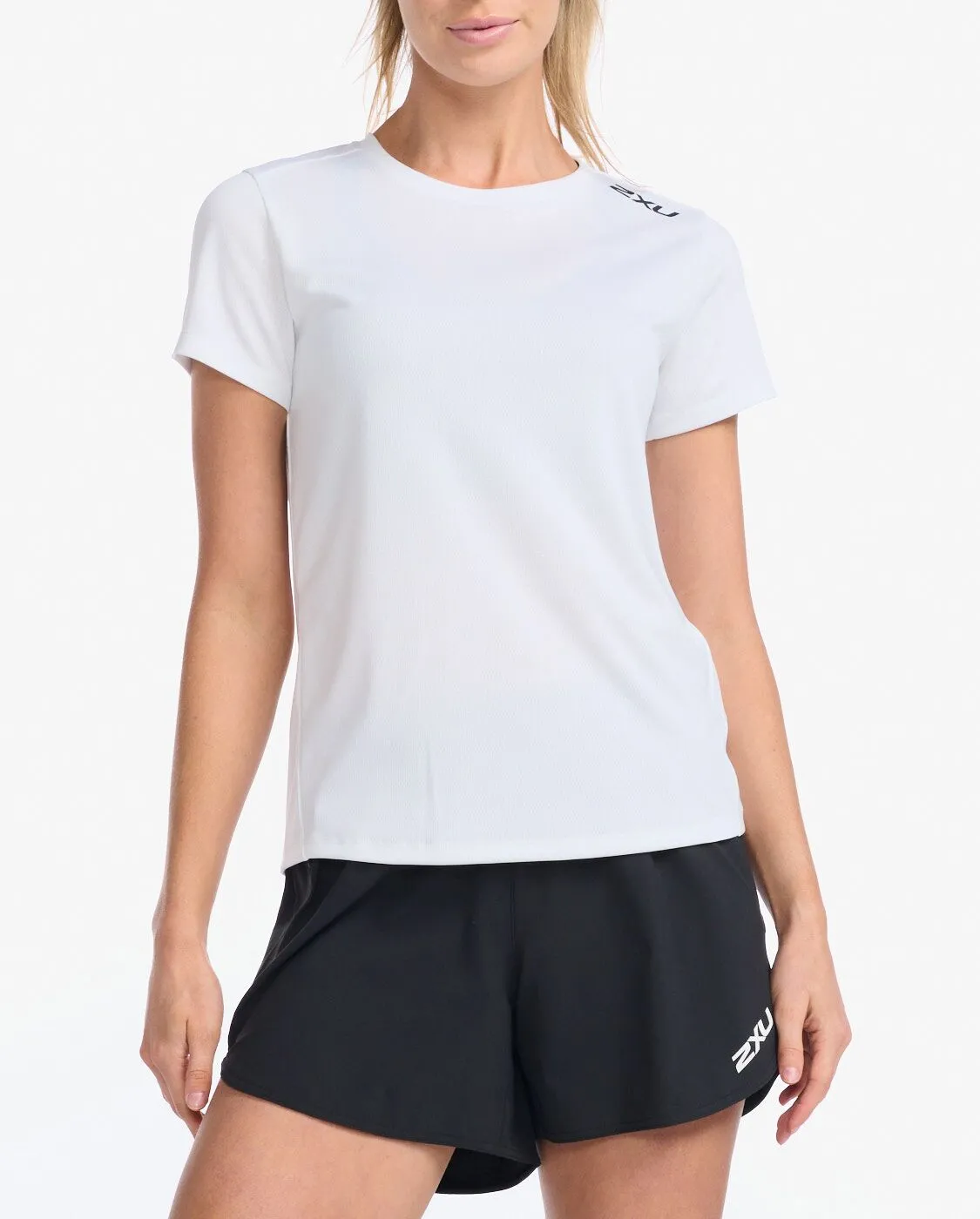 Aspire Tee sold by 2xu