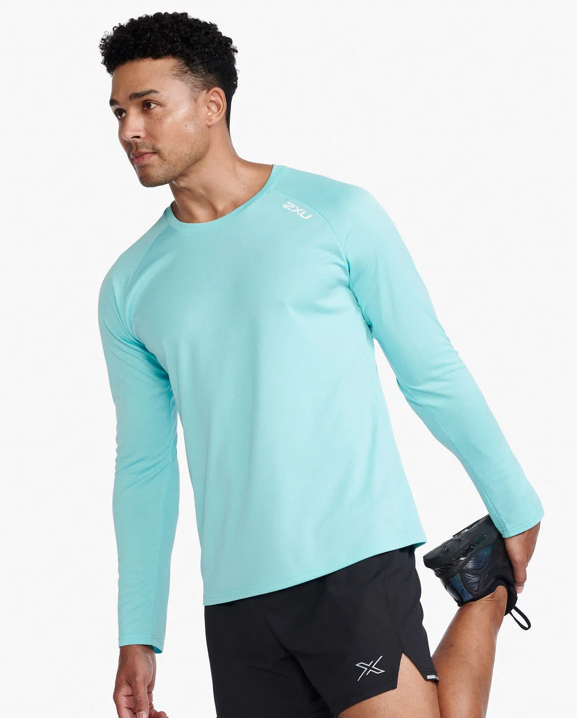Aspire Long Sleeve sold by 2xu product image thumbnail 2