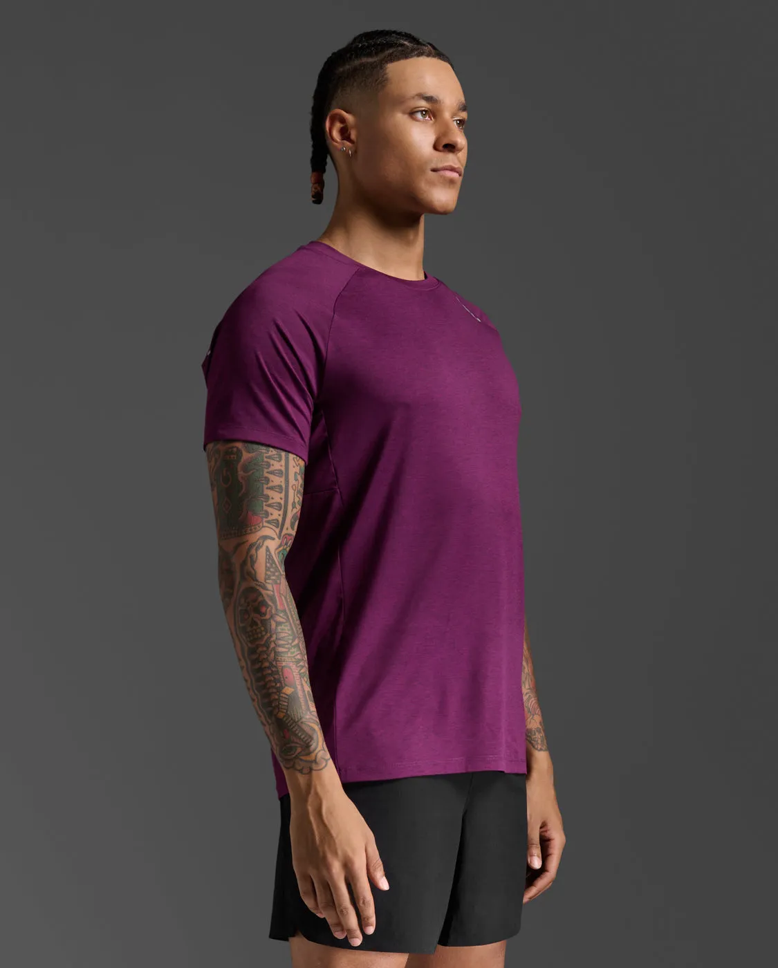 Motion Tee sold by 2xu product image thumbnail 3