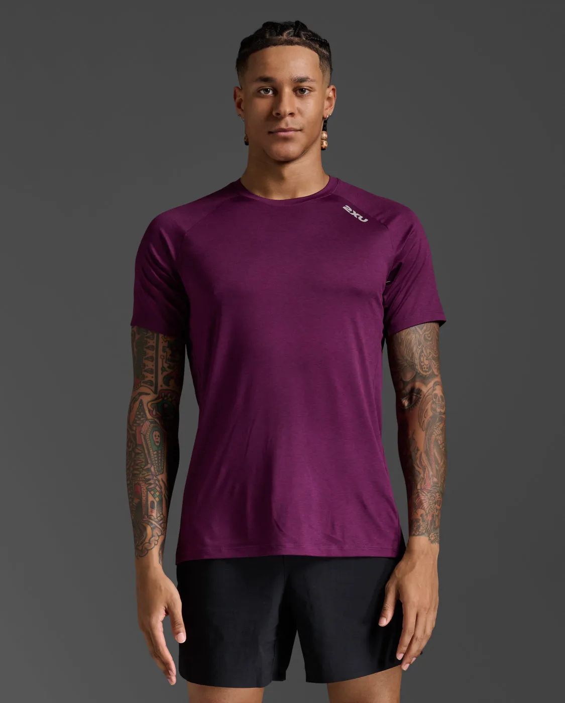 Motion Tee sold by 2xu