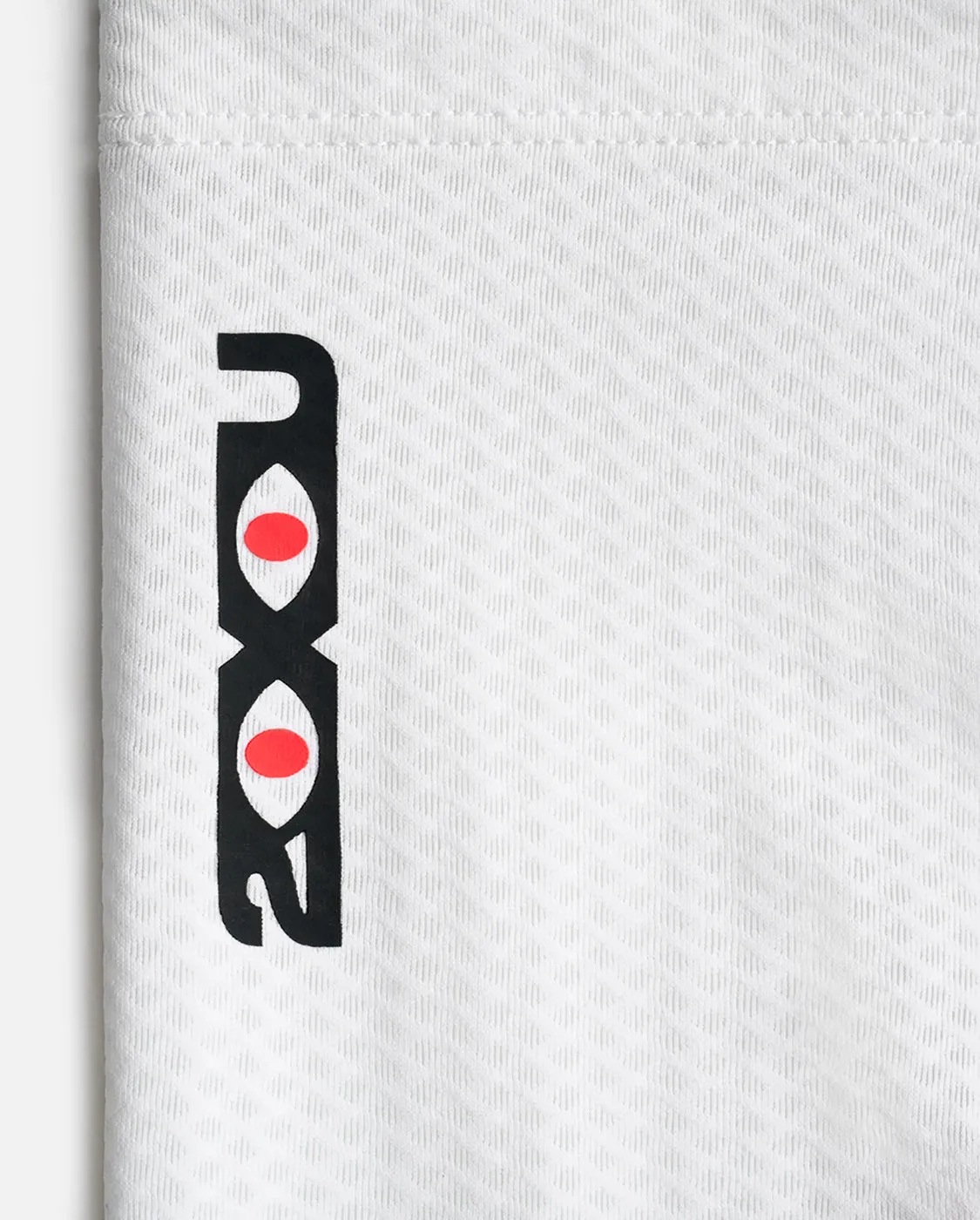 District Vision x 2XU Lightweight Desert Compression Calf Guards sold by 2xu product image thumbnail 2