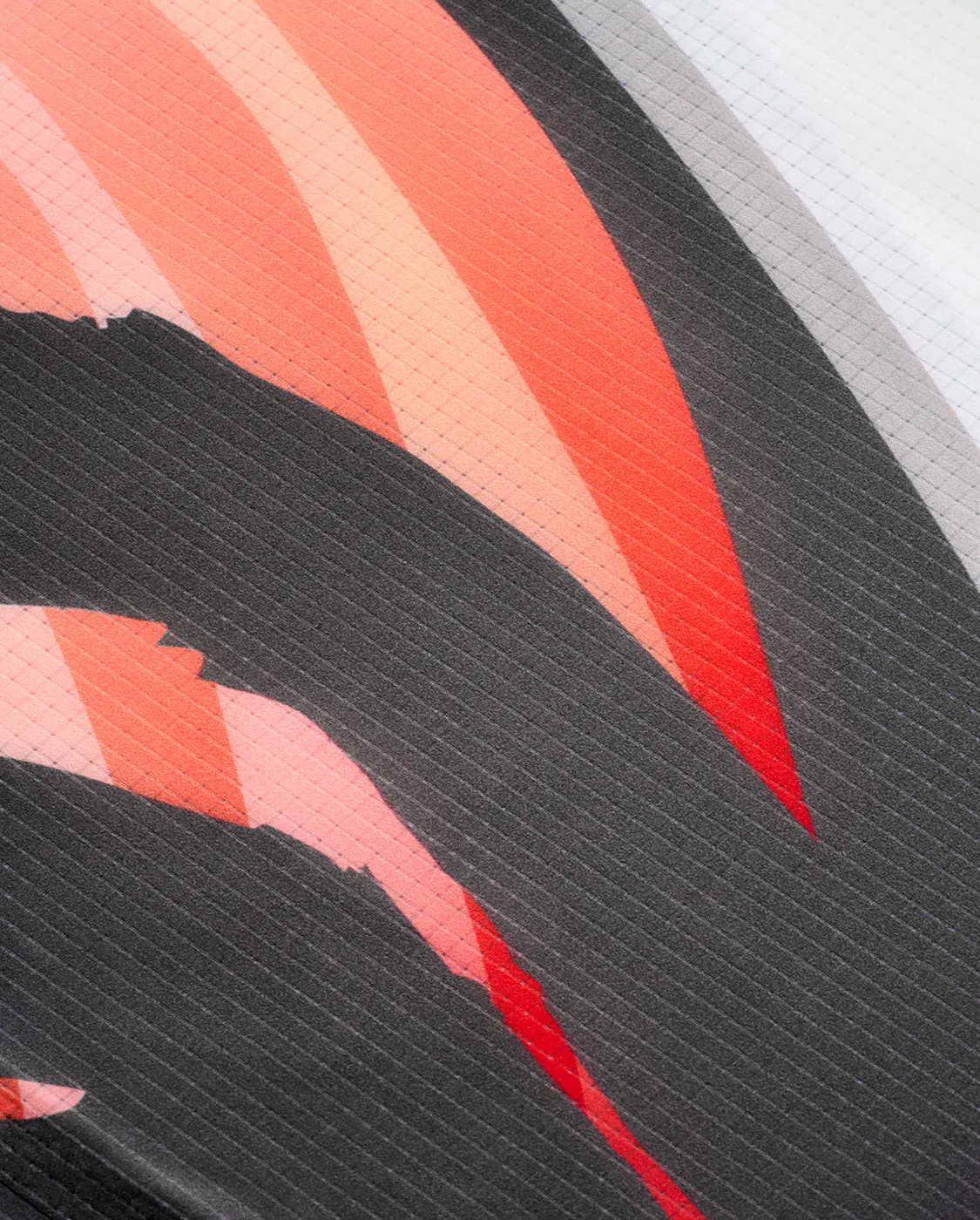 District Vision x 2XU Ultralight Desert Singlet sold by 2xu product image thumbnail 3