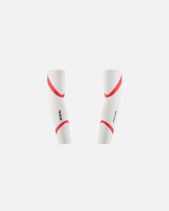District Vision x 2XU Lightweight Desert Compression Arm Guards sold by 2xu