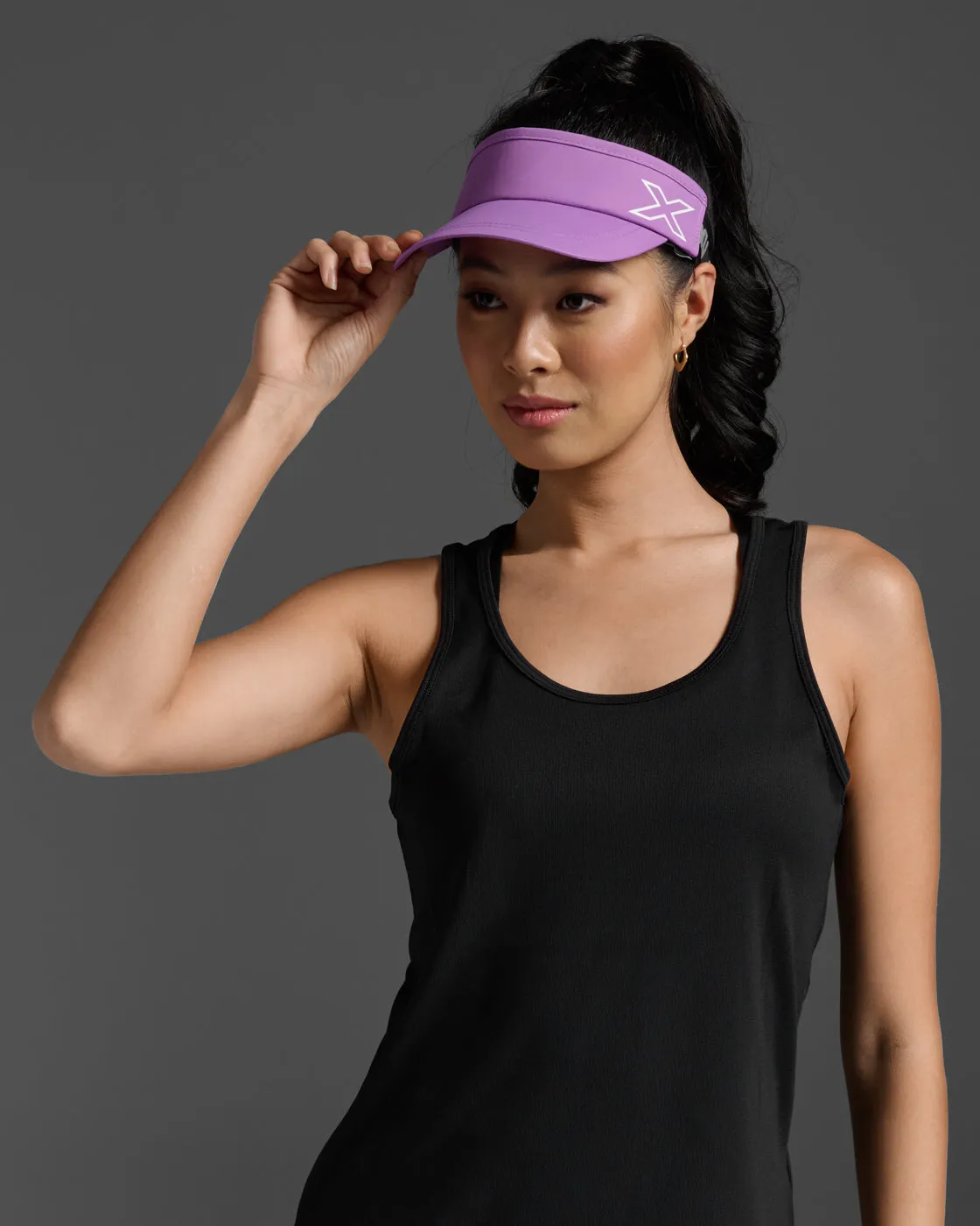 Performance Visor sold by 2xu product image thumbnail 2