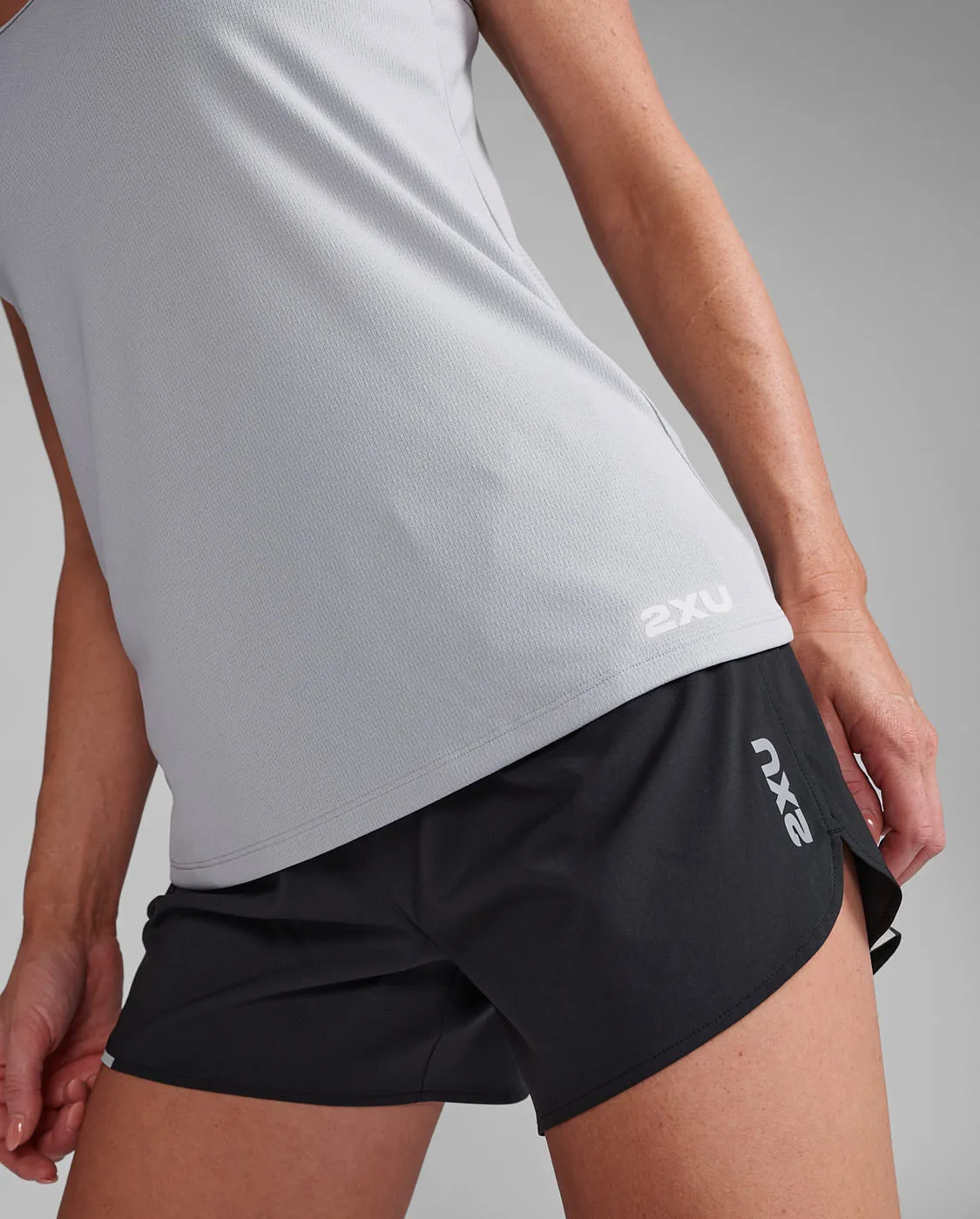Aero Singlet sold by 2xu product image thumbnail 5