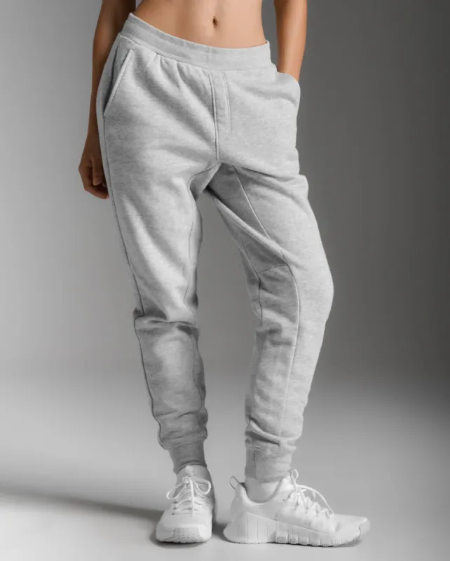 Aspire Trackpants sold by 2xu