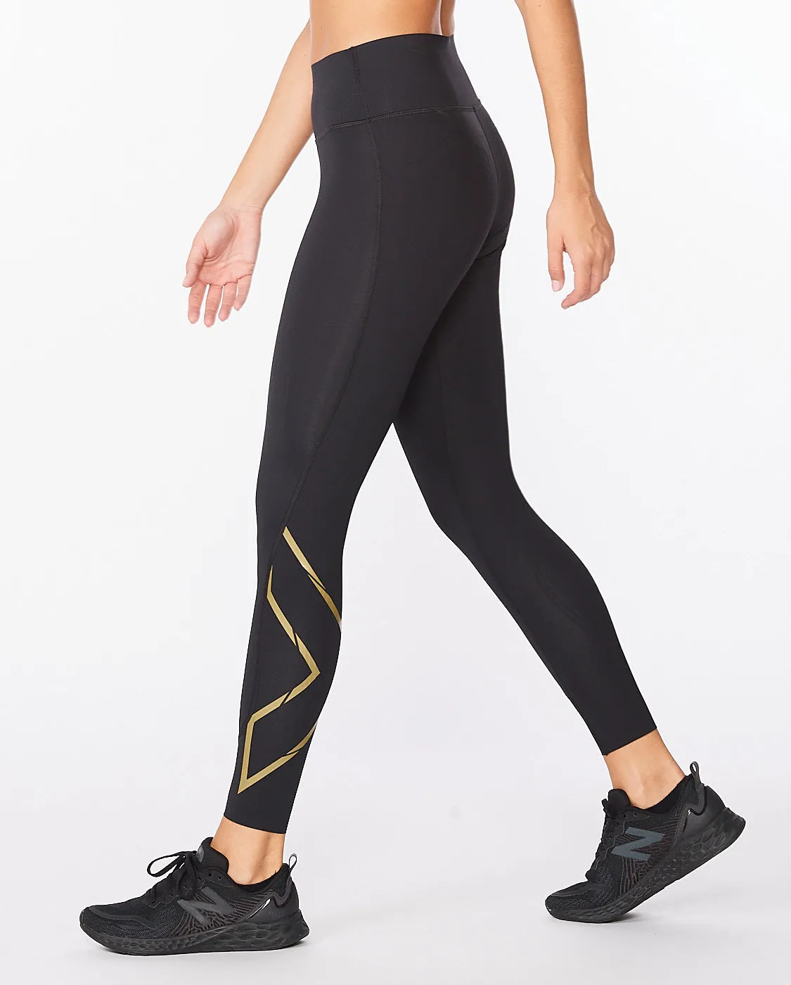 Force Mid-Rise Compression Tights sold by 2xu product image thumbnail 2