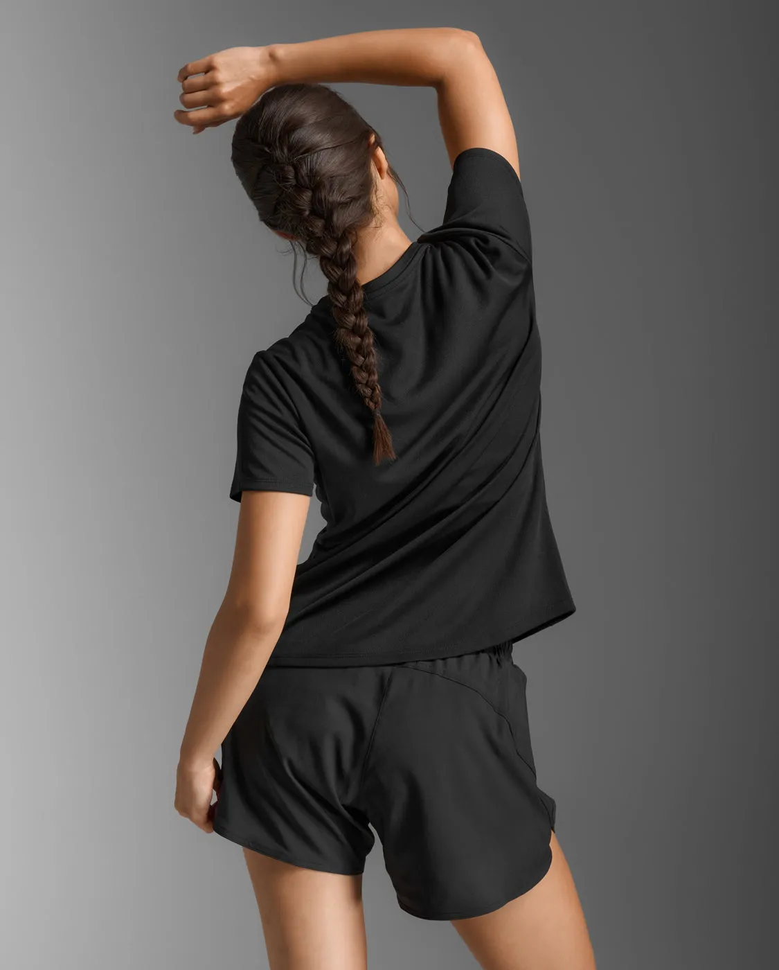 Aspire Tee sold by 2xu product image thumbnail 3