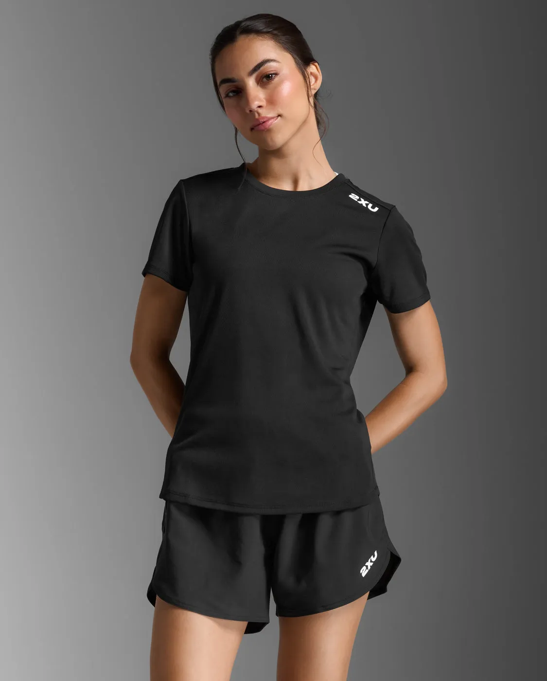 Aspire Tee sold by 2xu product image thumbnail 2
