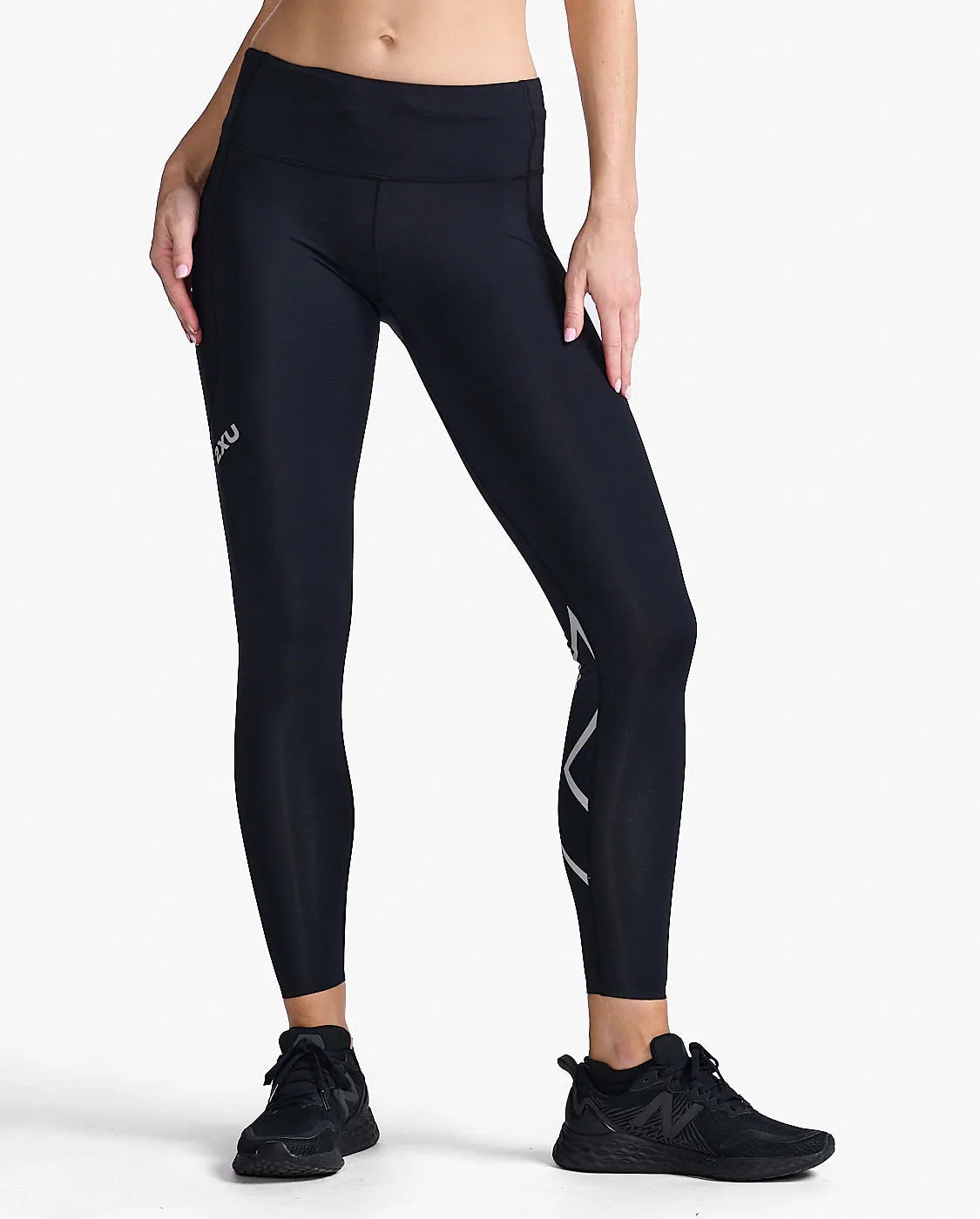 Aero Mid-Rise Compression Tights sold by 2xu