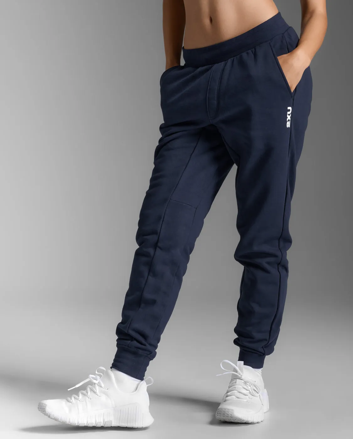 Aspire Trackpants sold by 2xu