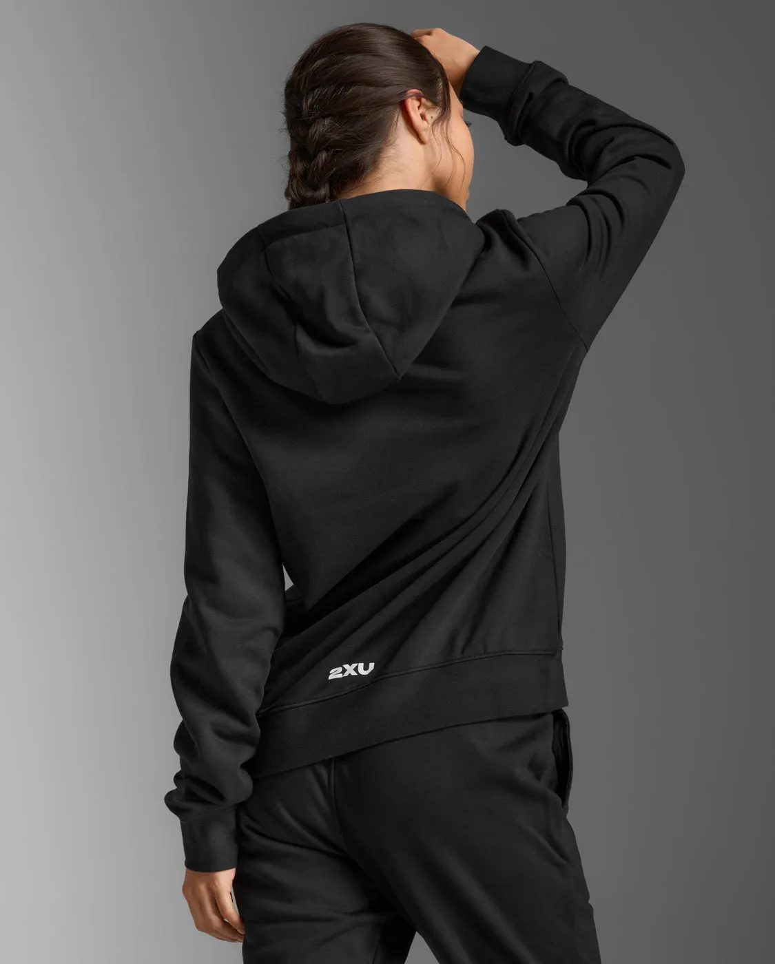 Aspire Pullover Hoodie sold by 2xu product image thumbnail 2