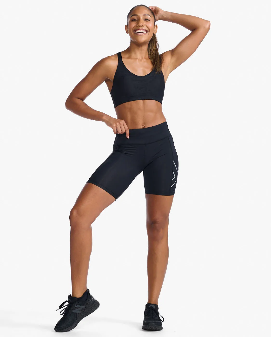 Aero Mid-Rise Compression 6" Shorts sold by 2xu product image thumbnail 5