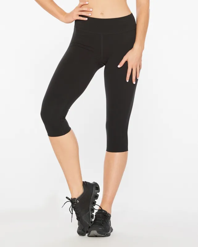 Form Mid-Rise Compression 3/4 Tights sold by 2xu