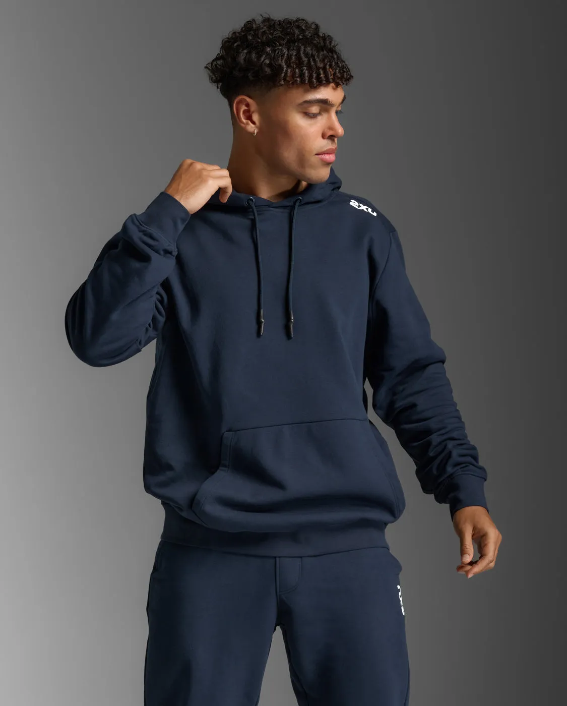 Aspire Pullover Hoodie sold by 2xu product image thumbnail 2