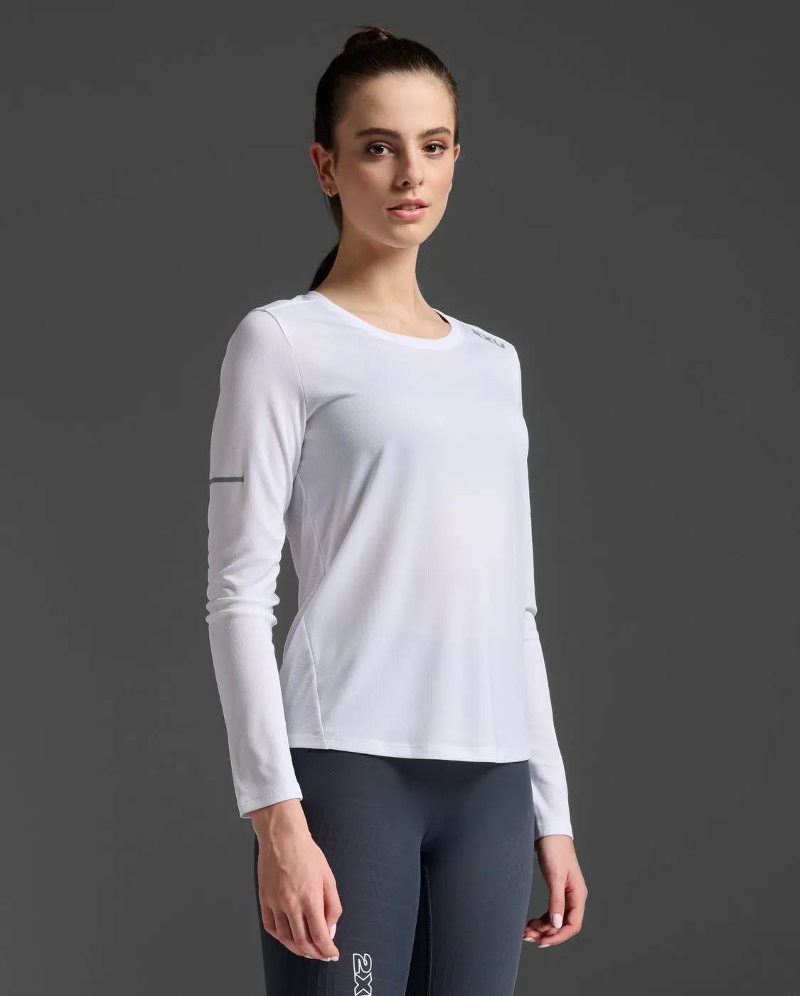 Aero Long Sleeve sold by 2xu product image thumbnail 4