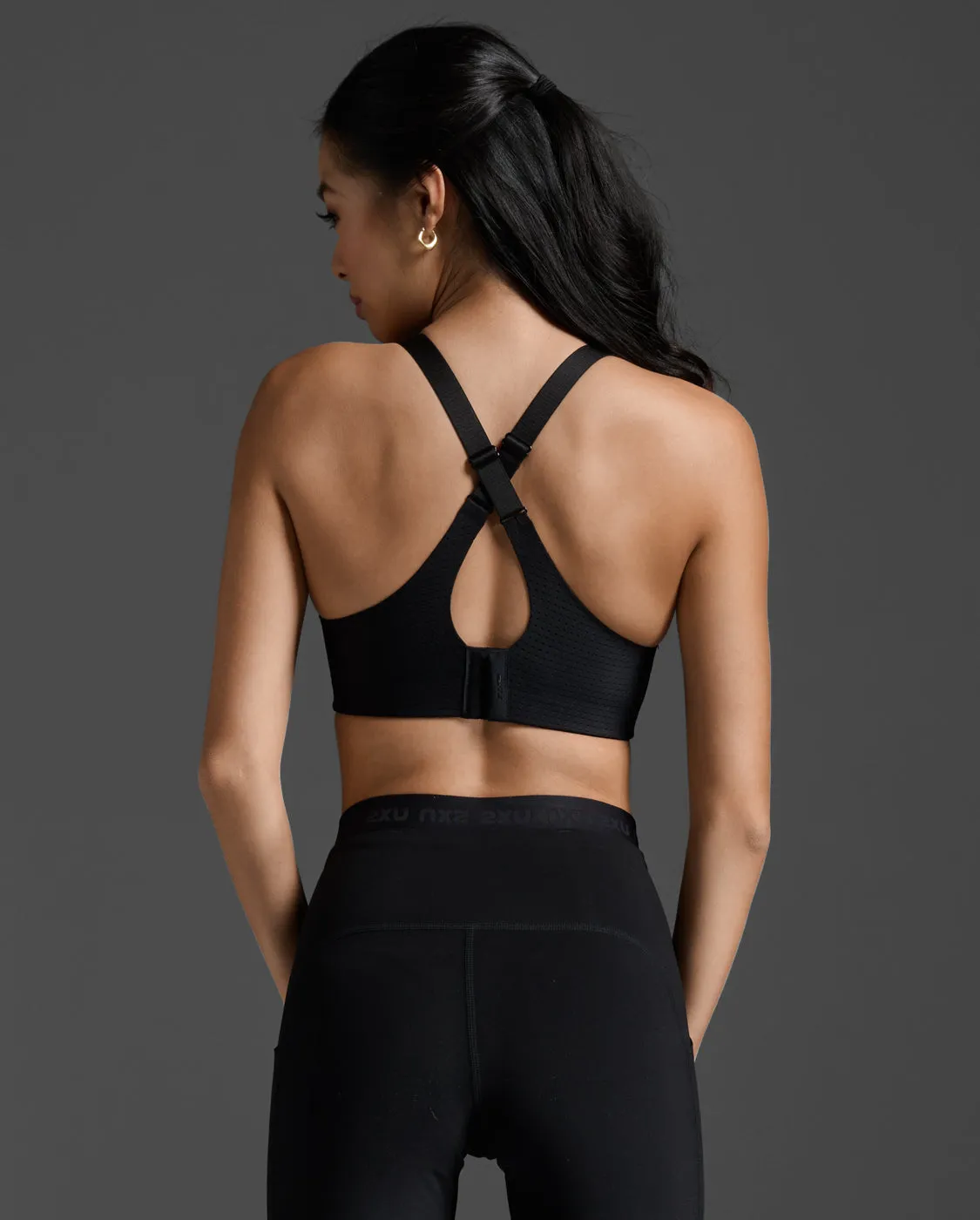 Aero Medium Impact Bra sold by 2xu product image thumbnail 3