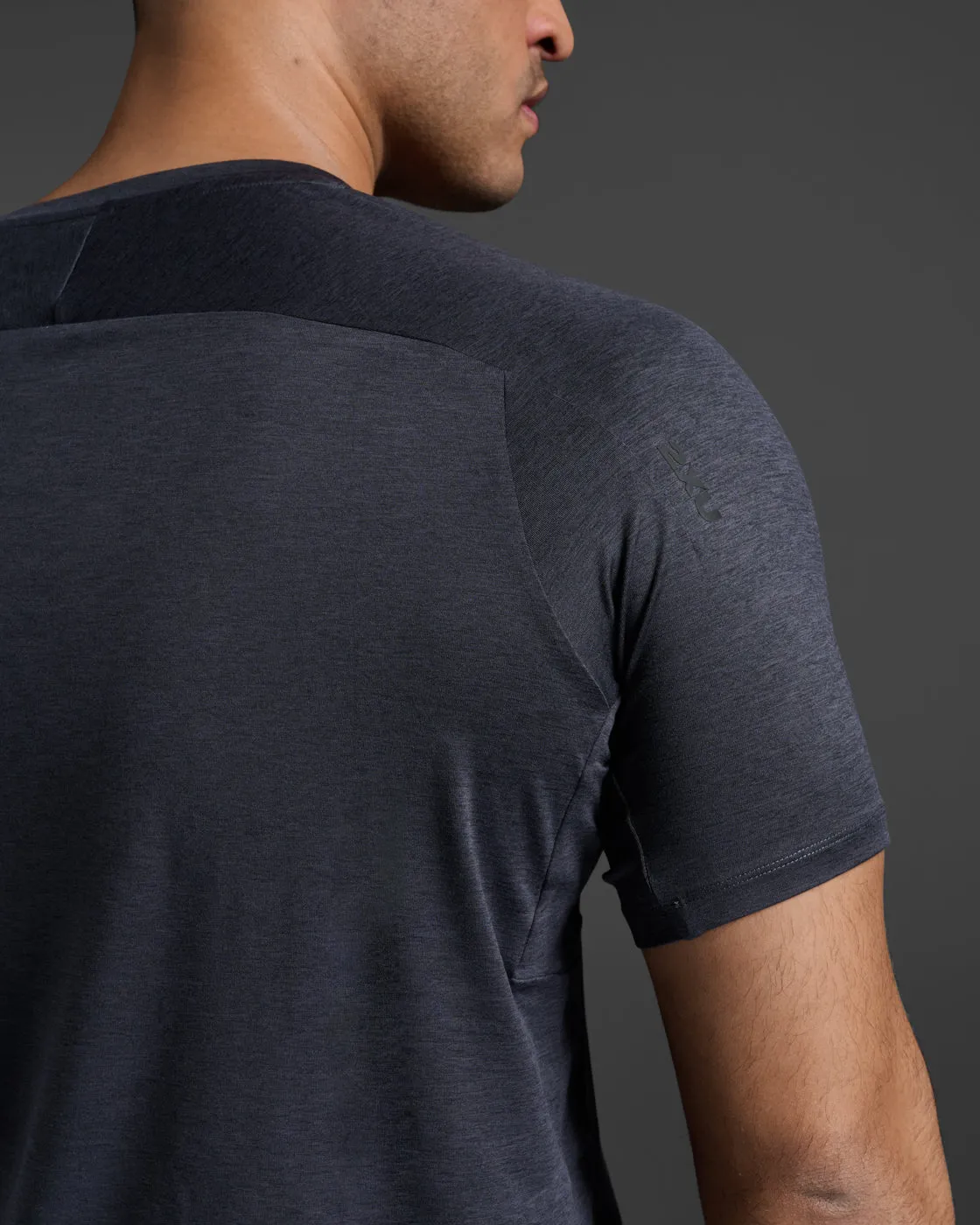 Motion Tee sold by 2xu product image thumbnail 5