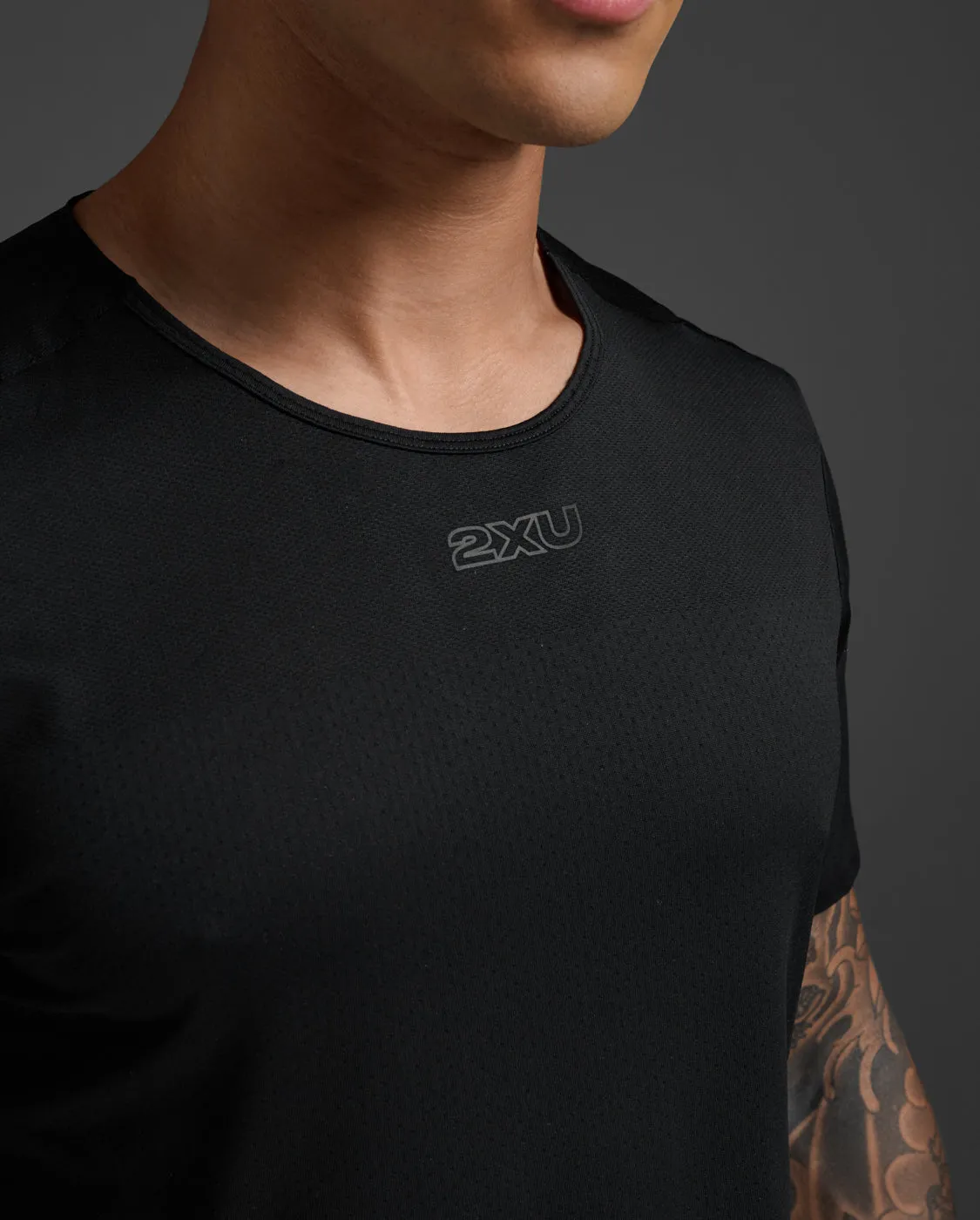 Light Speed Tech Tee sold by 2xu product image thumbnail 4