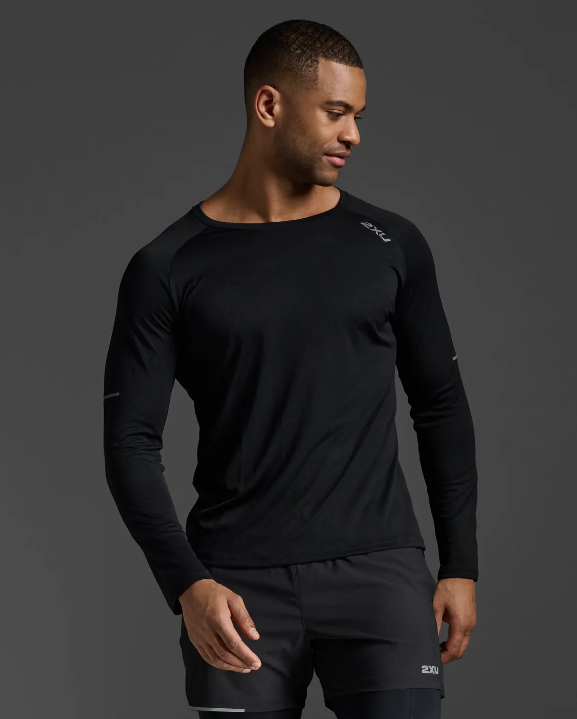 Aero Long Sleeve sold by 2xu