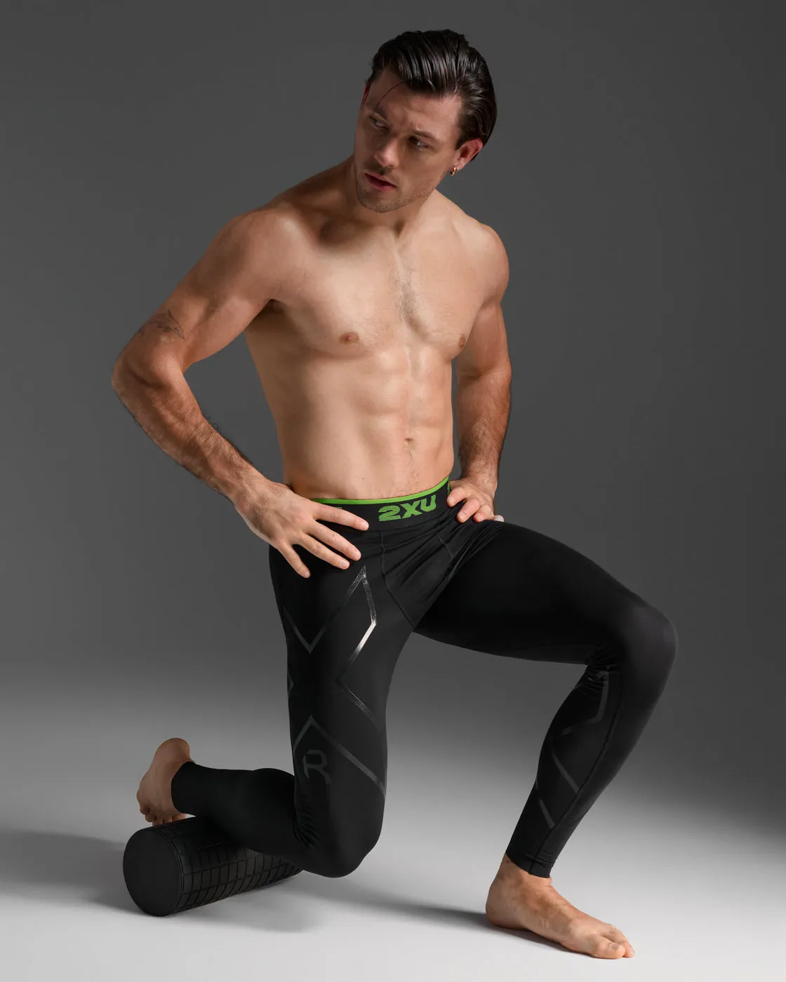 Refresh Recovery Compression Tights sold by 2xu