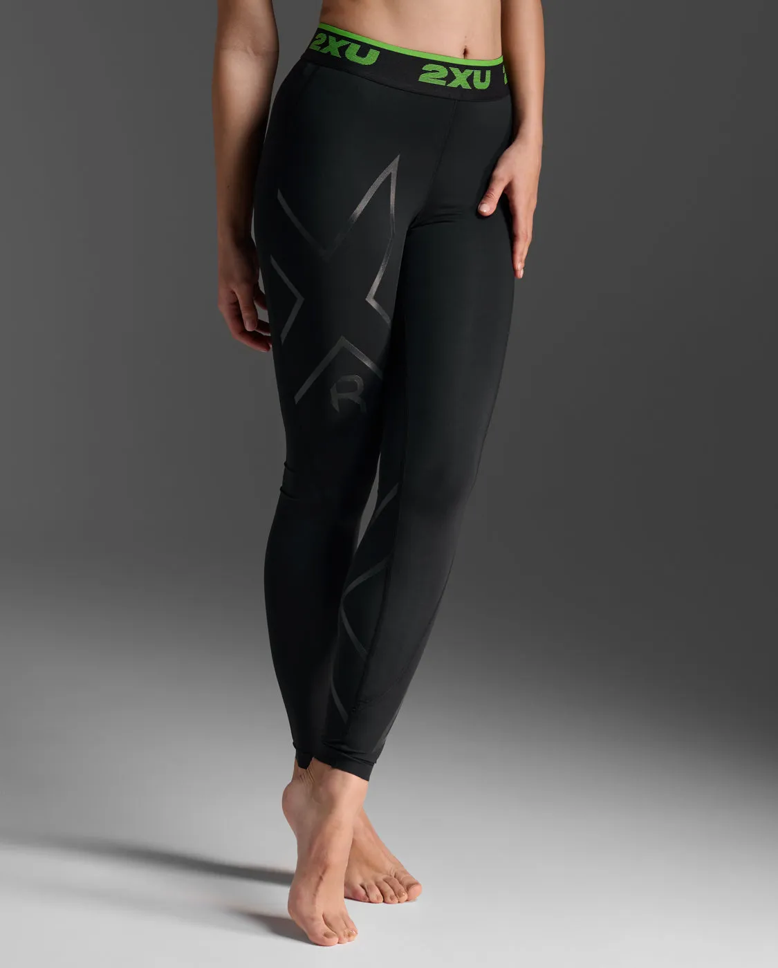 Refresh Recovery Compression Tights sold by 2xu product image thumbnail 4