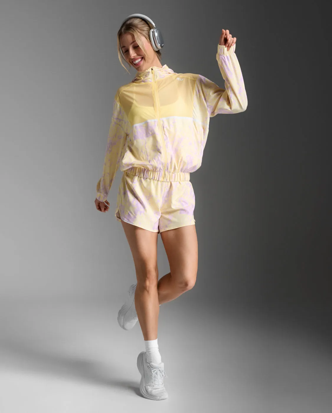 Aero Sheer Windbreaker sold by 2xu product image thumbnail 3